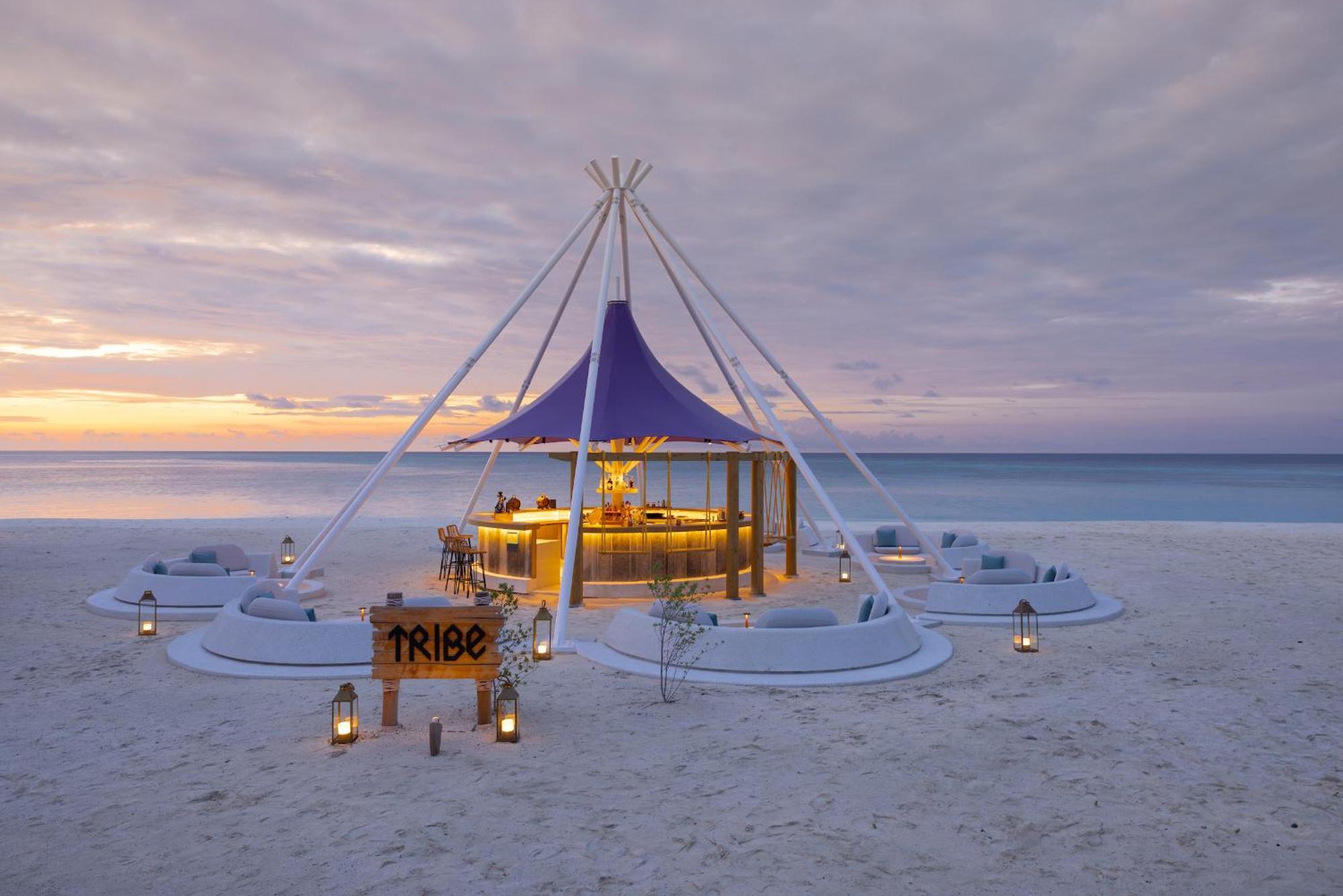 Avani Plus Fares Maldives Resort - 50 Percent Off On Seaplane Transfer For Minimum Stay Of 3 Nights And More For Stays Until 31 October 2025 Kendhoo Экстерьер фото